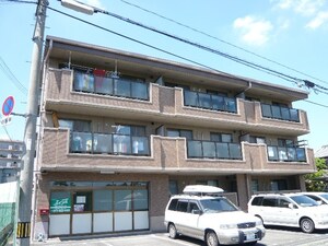 シャインビグラッド外観写真