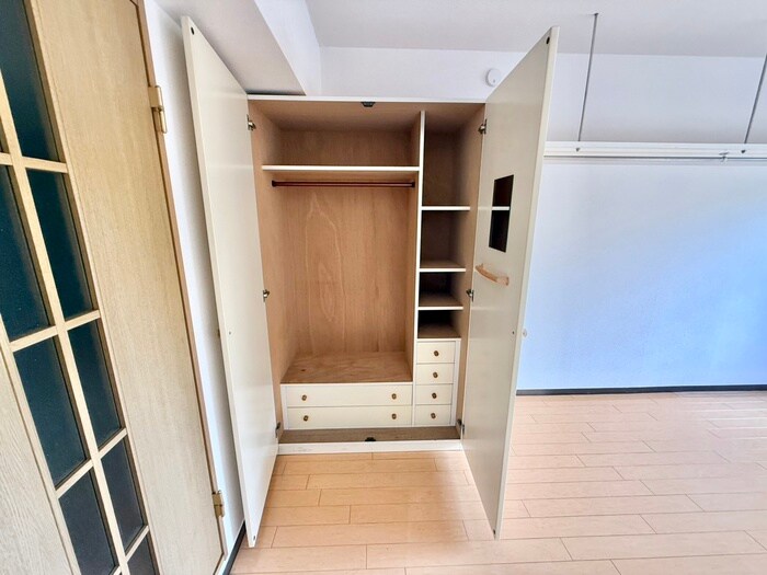 物件内観写真11　(収納)