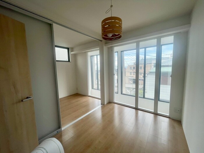 物件内観写真16　(居室)