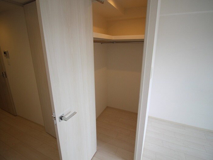 物件内観写真12　(収納)