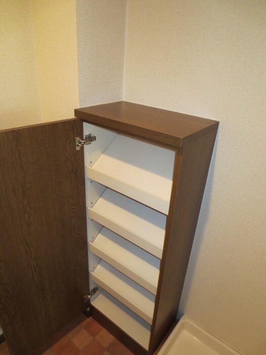 物件内観写真11　(靴箱)