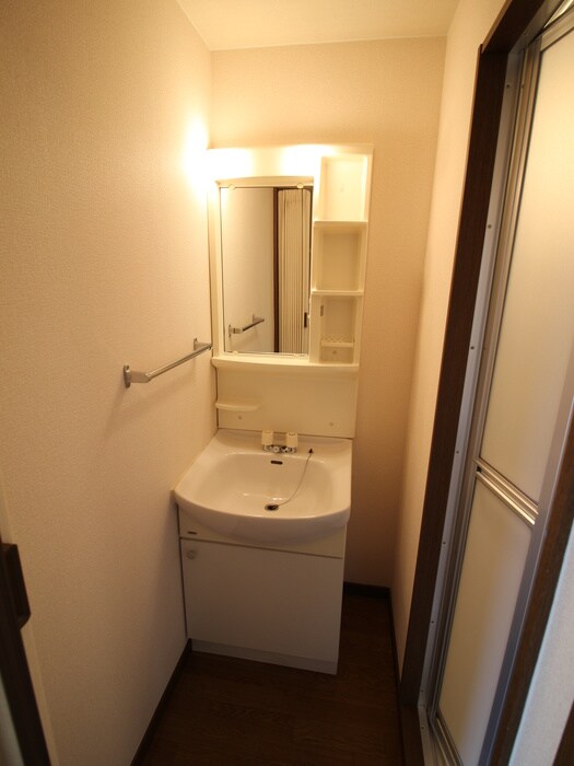 物件内観写真13　(洗面)