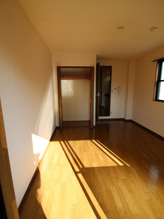 物件内観写真15　(居室)