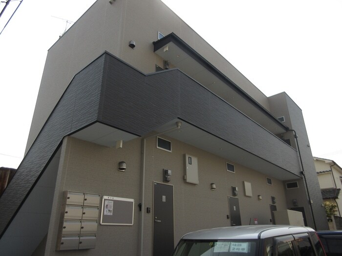 物件外観写真3　(外観写真)