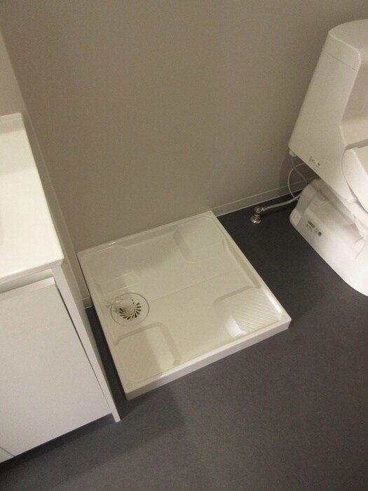 物件内観写真15　(洗濯機置場)