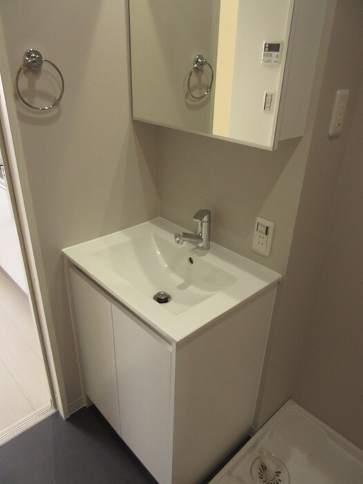 物件内観写真16　(洗面)