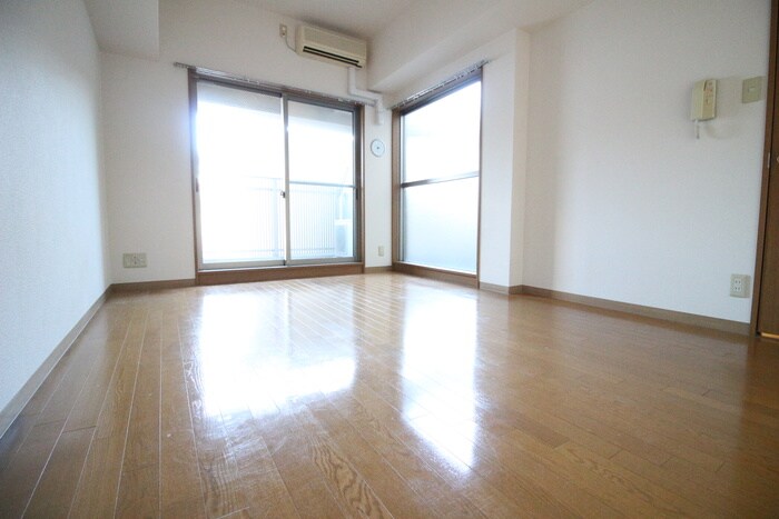 物件内観写真6　(居室)