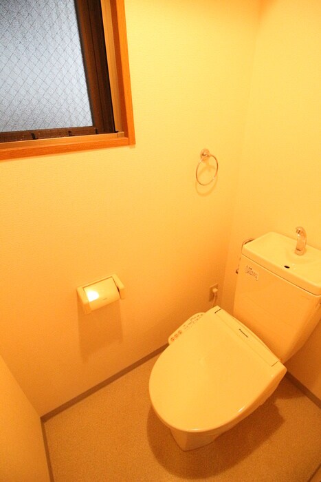 物件内観写真10　(トイレ)