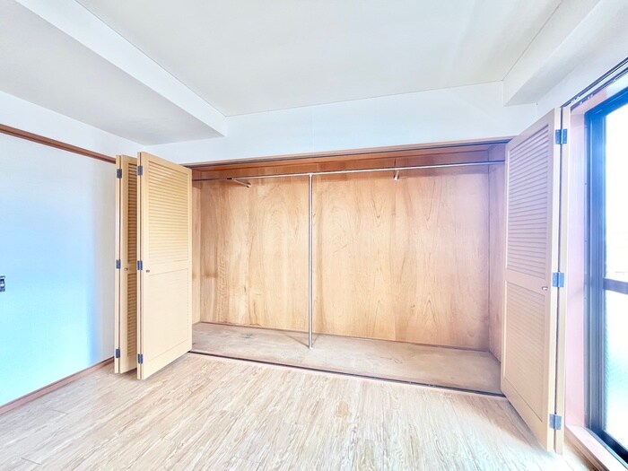 物件内観写真16　(収納)