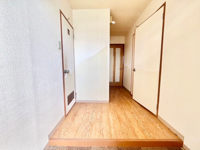 物件内観写真19　(廊下)