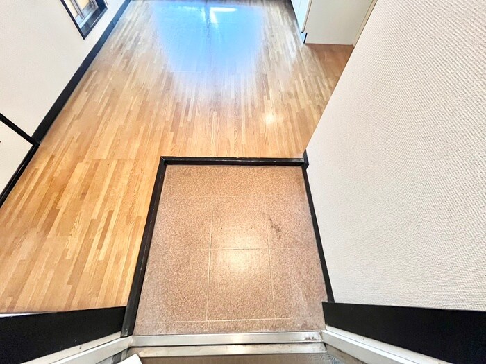 物件内観写真20　(玄関)