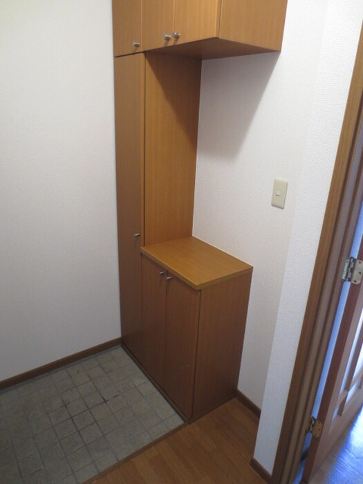 物件内観写真11　(靴箱)