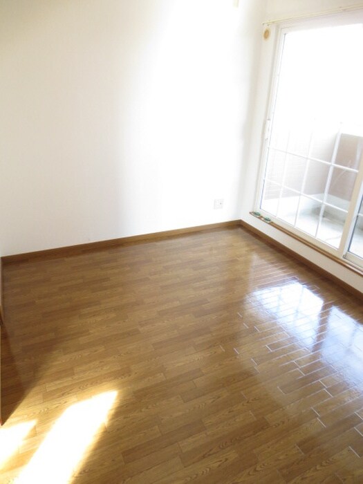 物件内観写真16　(居室)