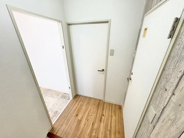 物件内観写真15　(廊下)