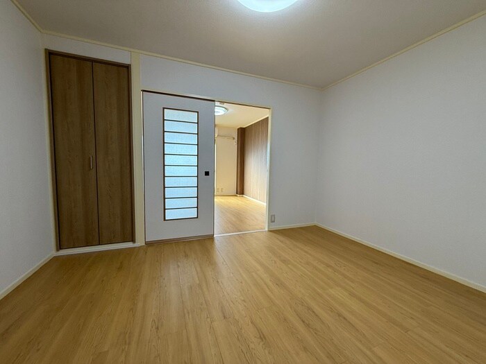 物件内観写真13　(居室)