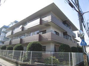 メゾンナチュール友岡（３０２）外観写真