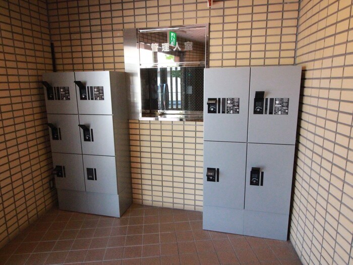 物件外観写真4　(建物設備)