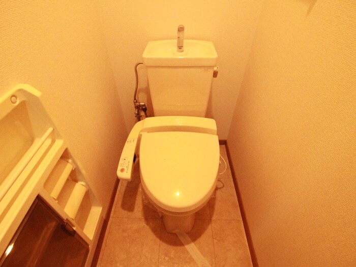 物件内観写真12　(トイレ)