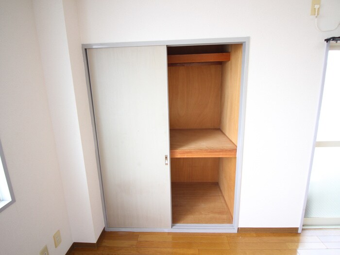 物件内観写真17　(収納)