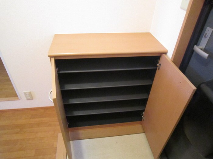 物件内観写真14　(靴箱)