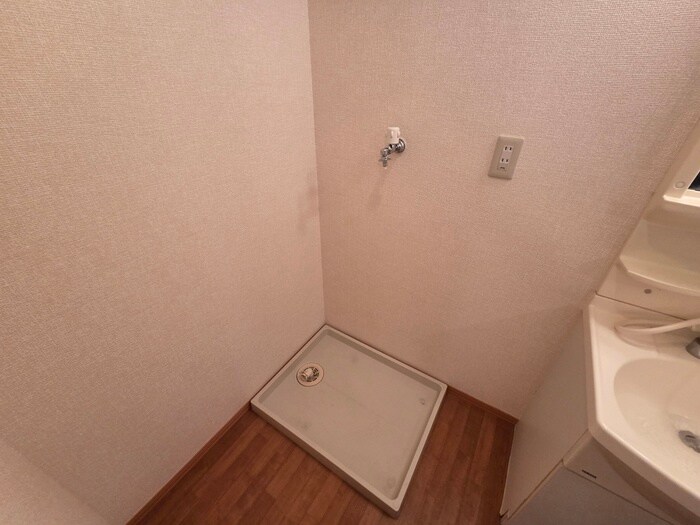 物件内観写真19　(洗濯機置場)