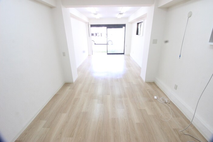 物件内観写真11　(居室)