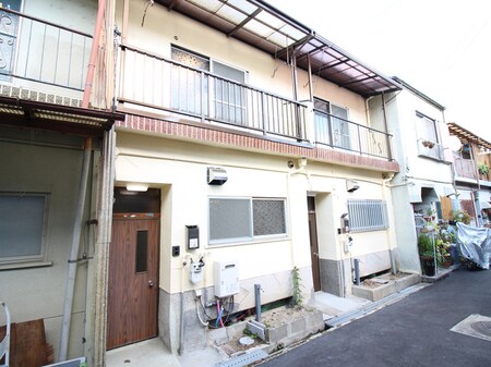 高見の里５丁目貸家西側外観写真