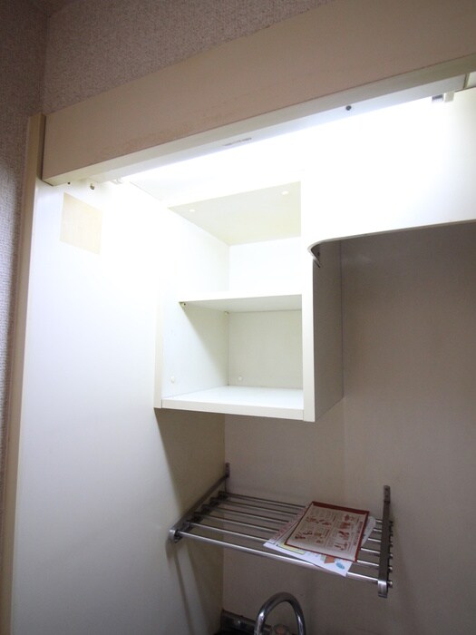 物件内観写真22　(収納)