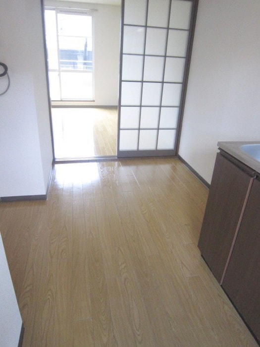 物件内観写真9　(廊下)