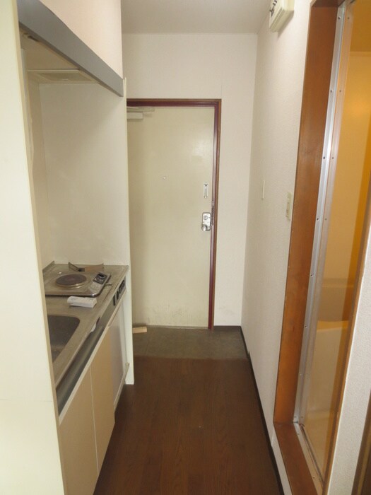 物件内観写真11　(玄関)