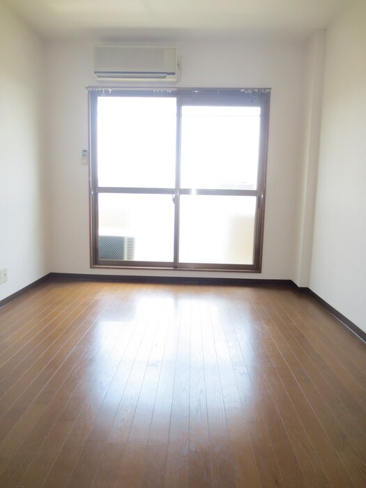 物件内観写真12　(居室)