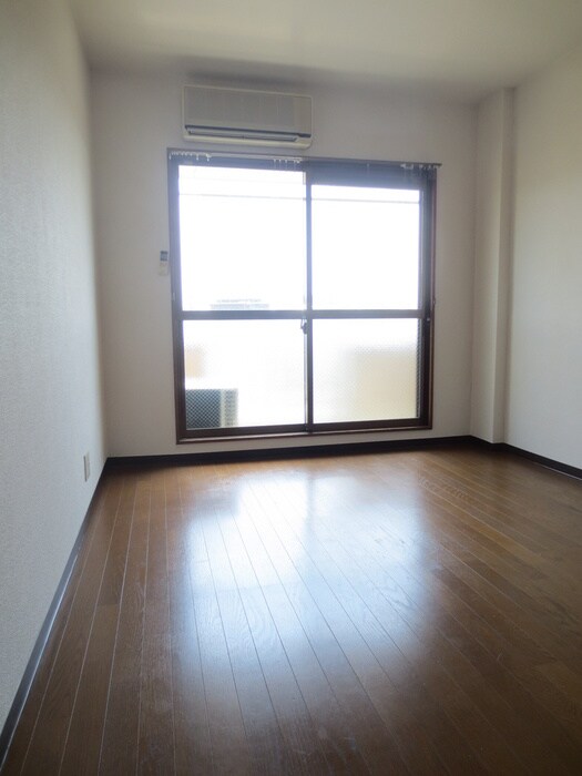 物件内観写真14　(居室)