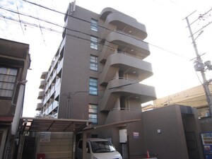 ハウスセゾン鞍馬口外観写真