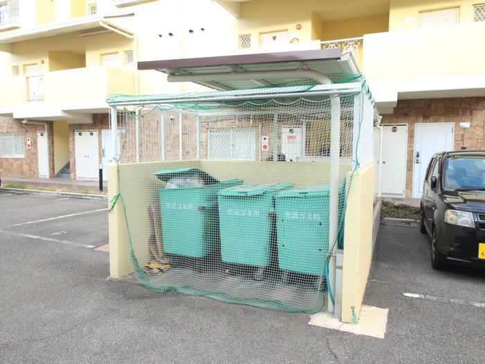 物件外観写真6　(建物設備)