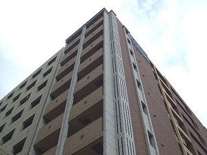 ﾌﾟﾚｻﾝｽ大阪城公園ﾌｧ-ｽﾄｼ-ﾄ(301)外観写真