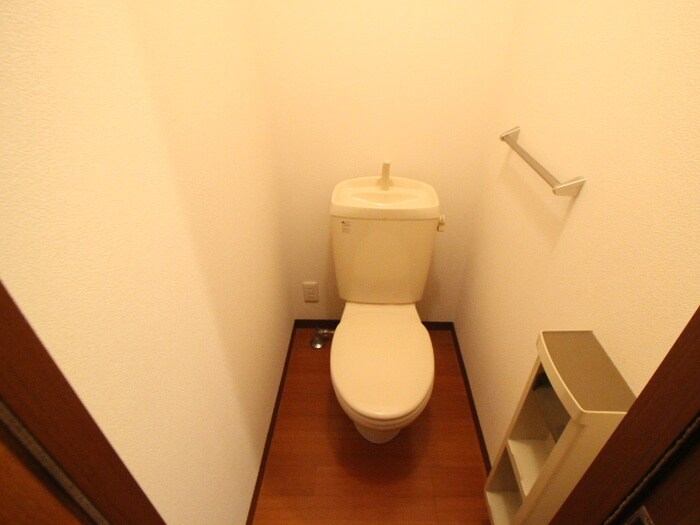 物件内観写真11　(トイレ)