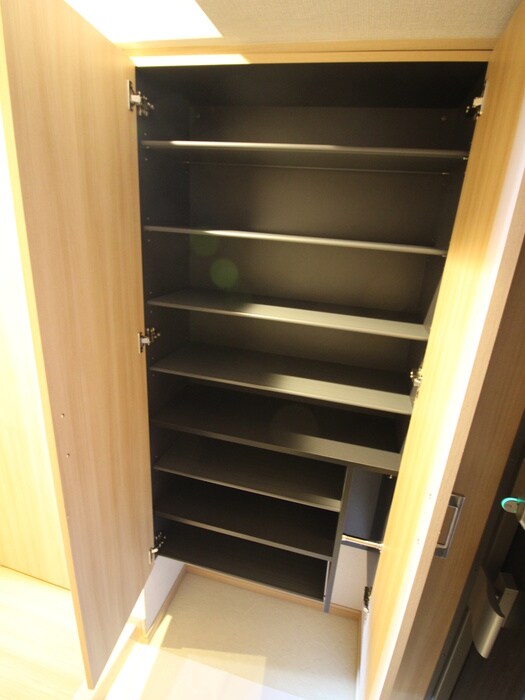 物件内観写真14　(靴箱)