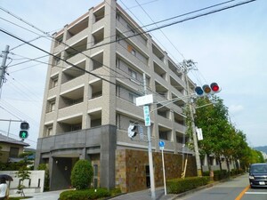 ｴｽﾘｰﾄﾞ豊中西緑丘（401）外観写真