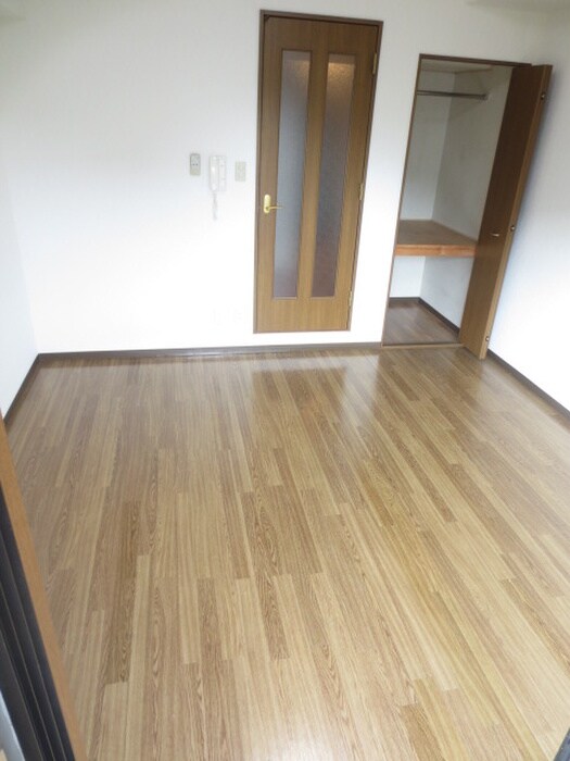 物件内観写真13　(居室)