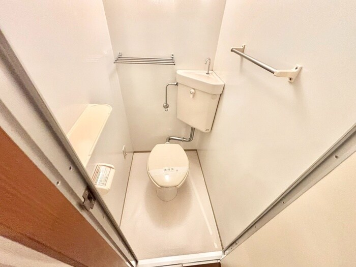 物件内観写真12　(トイレ)