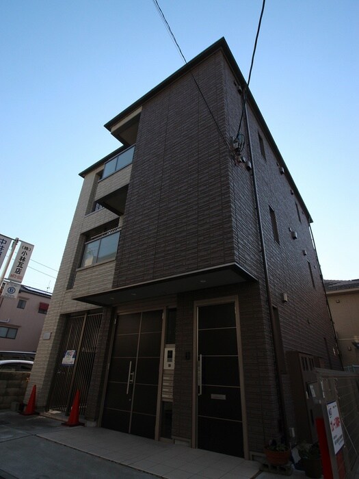 物件外観写真4　(外観写真)