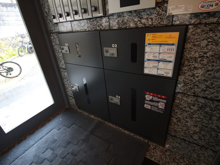 物件外観写真6　(建物設備)