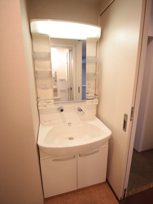 物件内観写真9　(洗面)