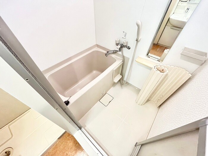 物件内観写真12　(バス／シャワールーム等)