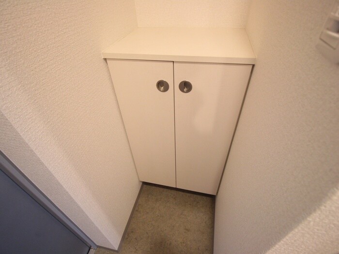 物件内観写真14　(靴箱)