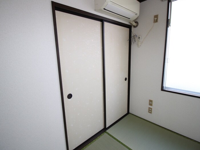 物件内観写真11　(収納)