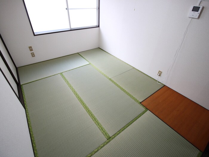 物件内観写真18　(居室)