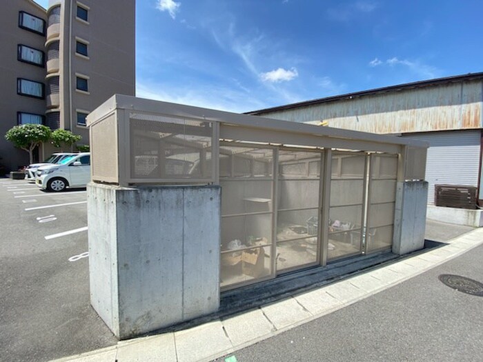 物件外観写真6　(建物設備)