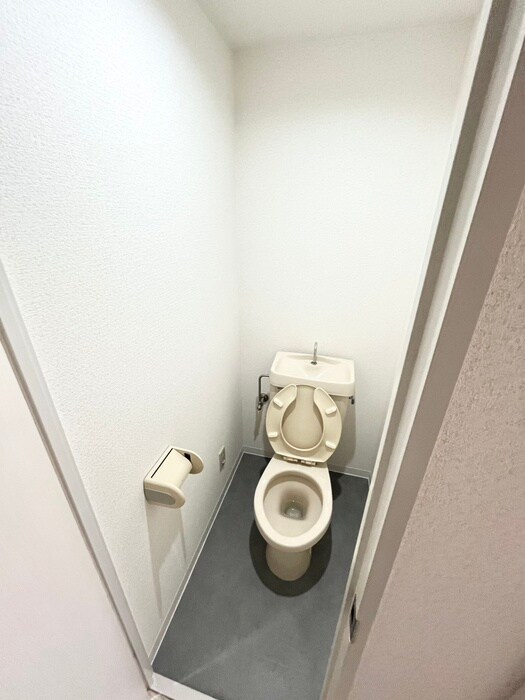 物件内観写真12　(トイレ)