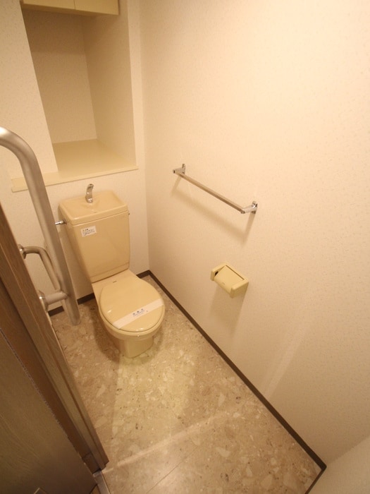 物件内観写真22　(トイレ)